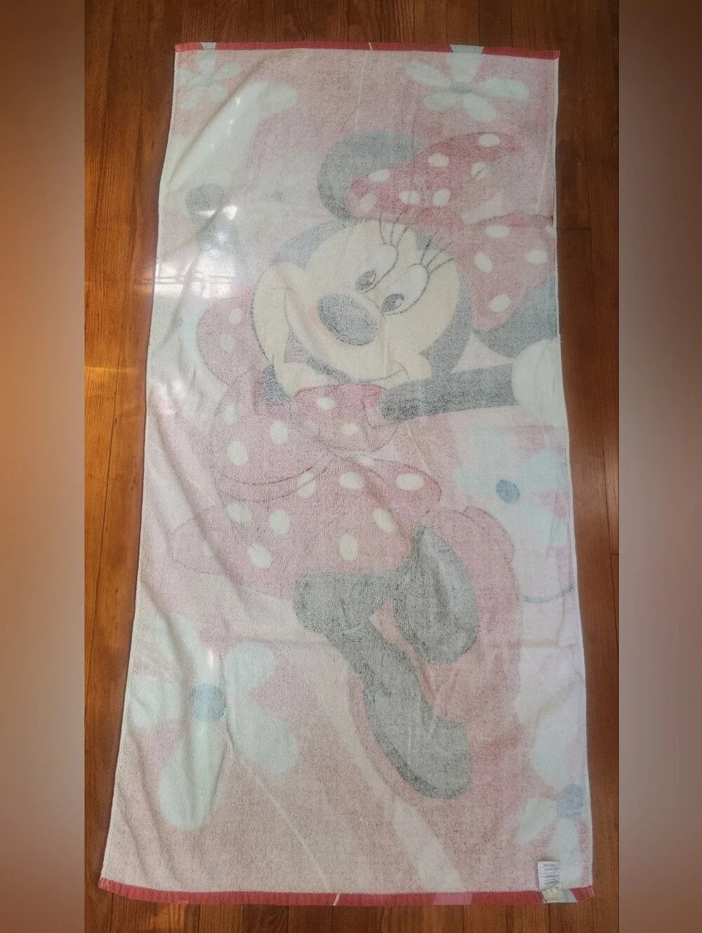 Minnie Mouse Disney Store Beach Towel